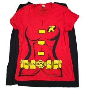 GILDAN Robin girl caped tshirt M
